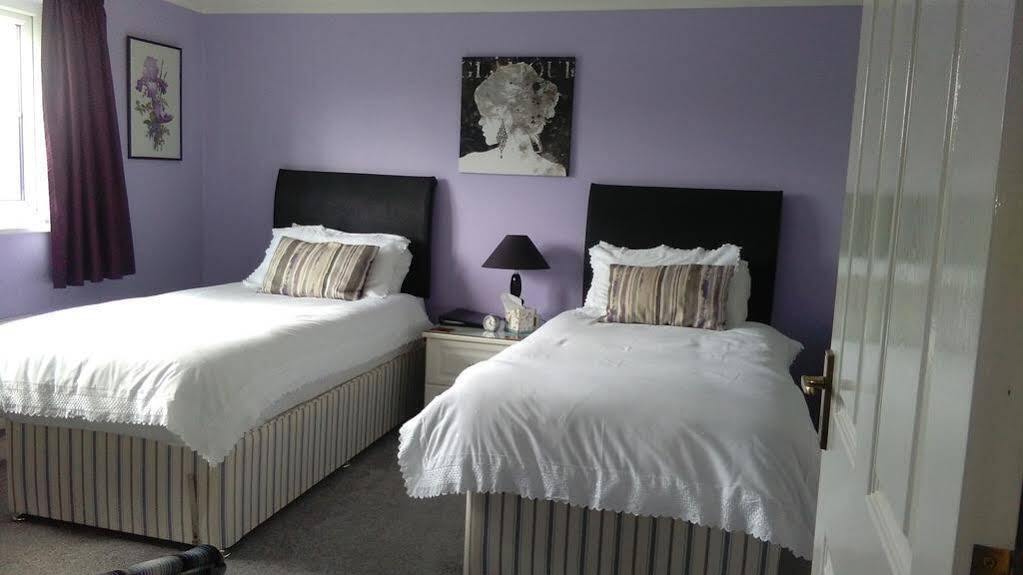 Mundford Acer Lodge Bed & Breakfast المظهر الخارجي الصورة