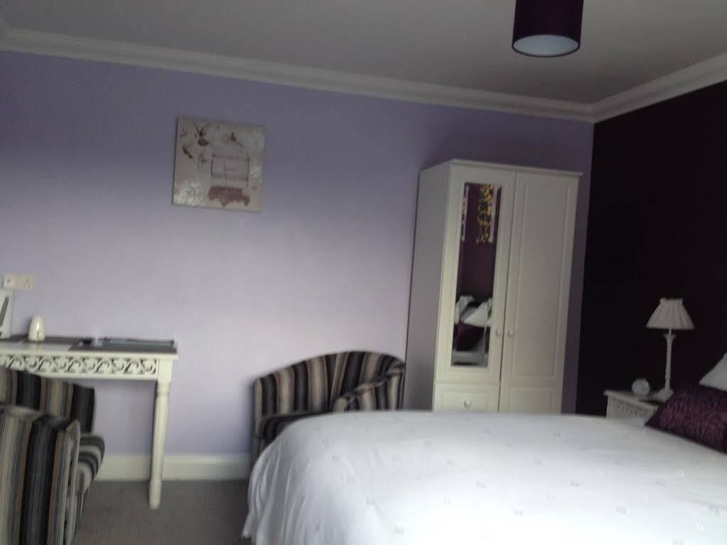 Mundford Acer Lodge Bed & Breakfast المظهر الخارجي الصورة